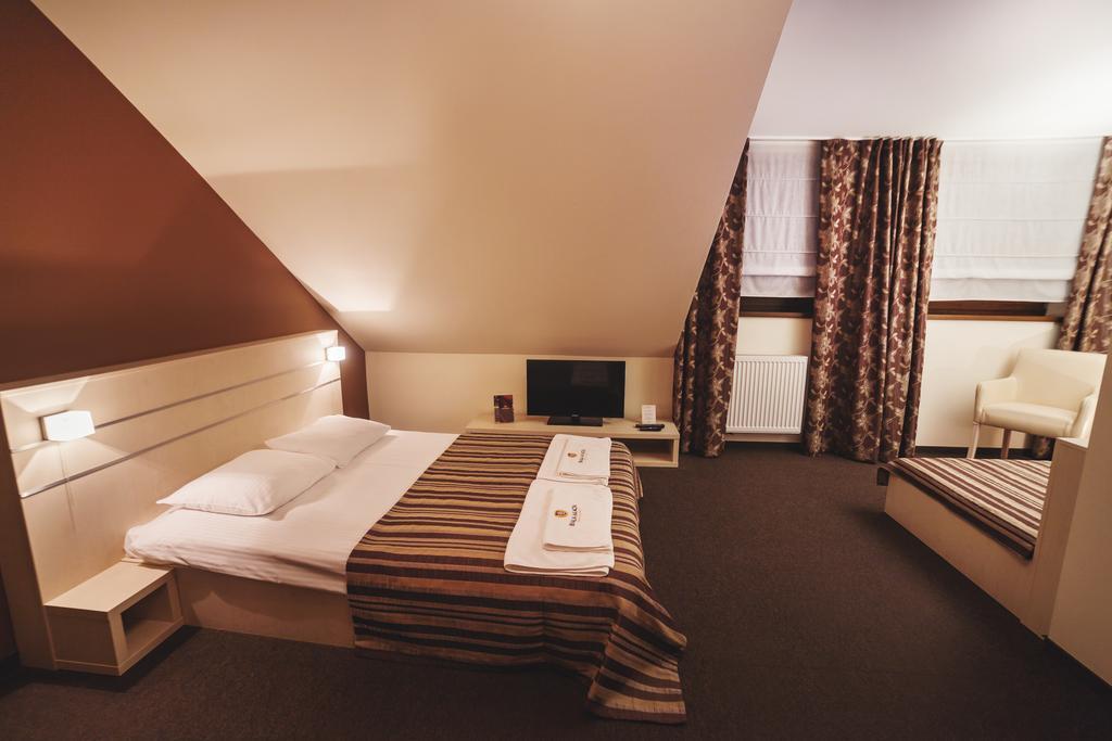 Biala Akacja Resort & Business Prudnik Cameră foto