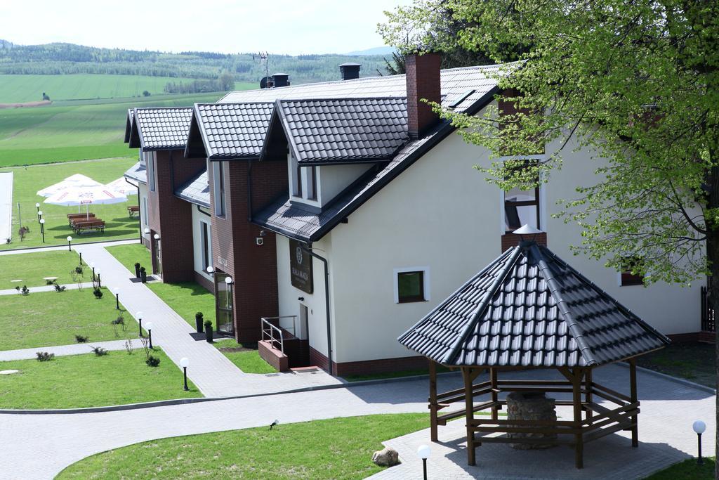 Biala Akacja Resort & Business Prudnik Exterior foto